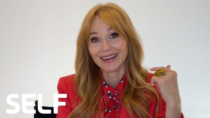 Jewel’s in a Toxic Relationship With Staying Up Late