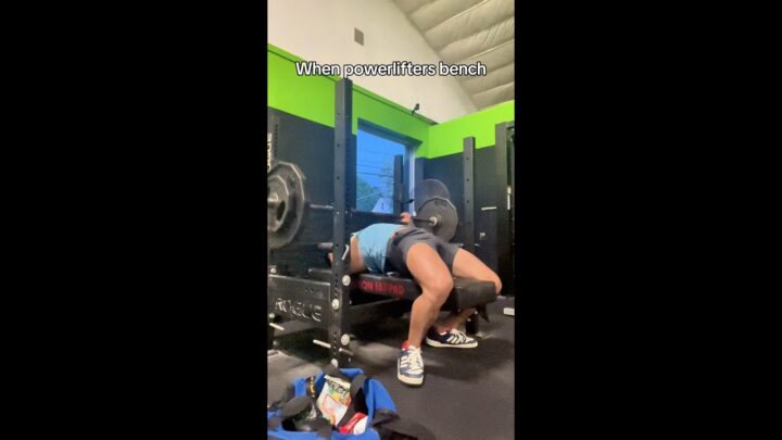 When Powerlifters Bench IG: gipztv #gymhumor #funny #powerlifting #benchpress